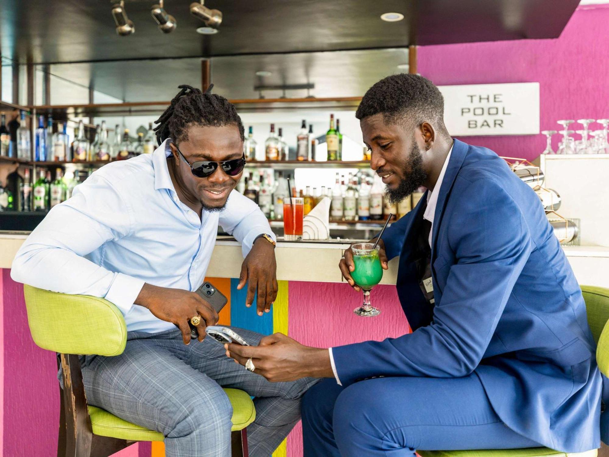 Ibis Styles Accra Airport Hotel Bagian luar foto